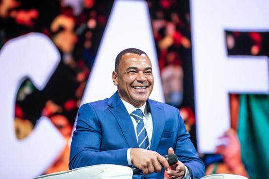 kaiyun-金杯队长翻开足球回忆录：卡福的微笑、决心与诺言