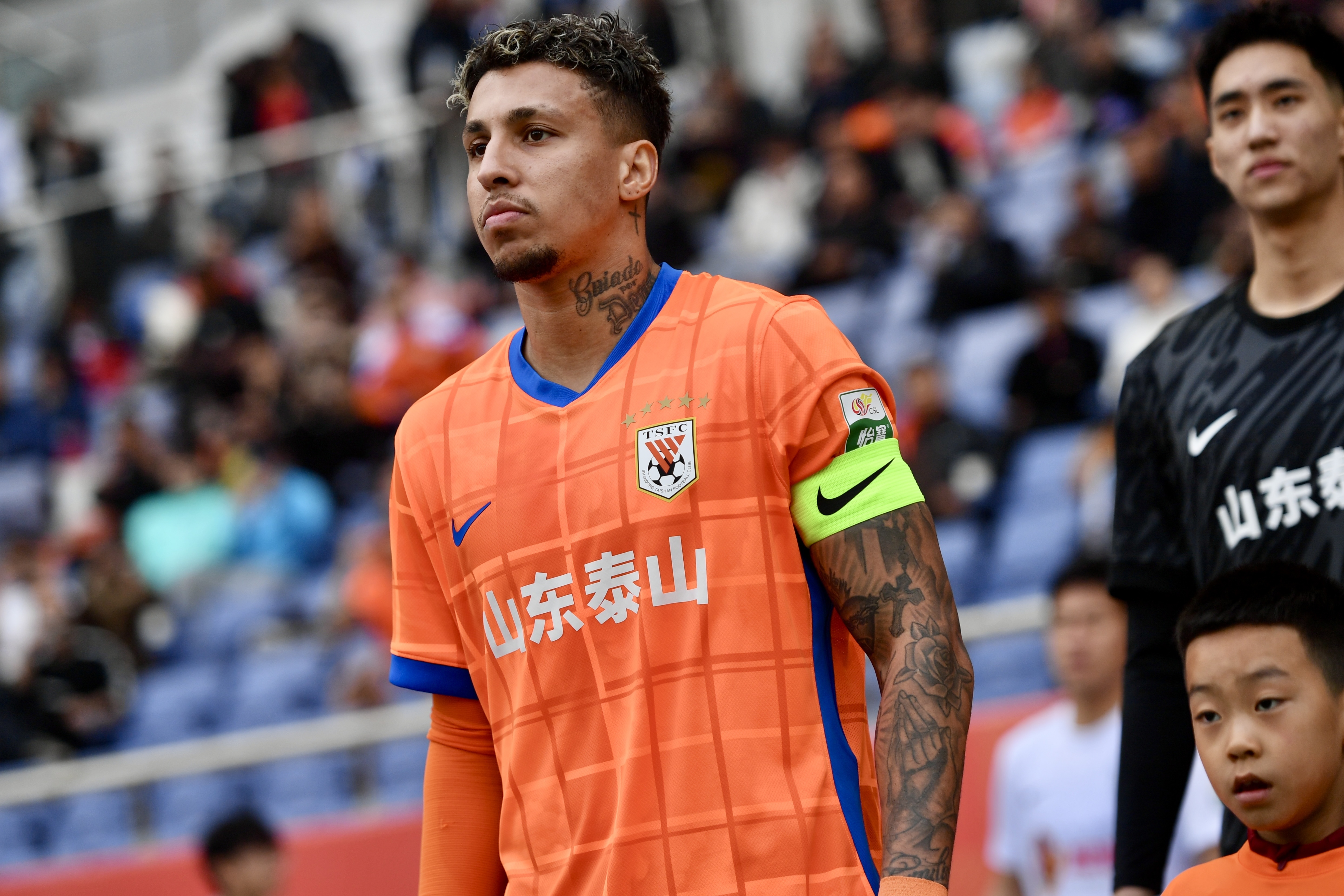 鲁媒：克雷桑对阵大连英博当日主动求战，若恢复顺利可战河南队